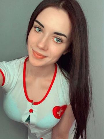 Анжела Реал Миниатюрная Брюнетка фото 3